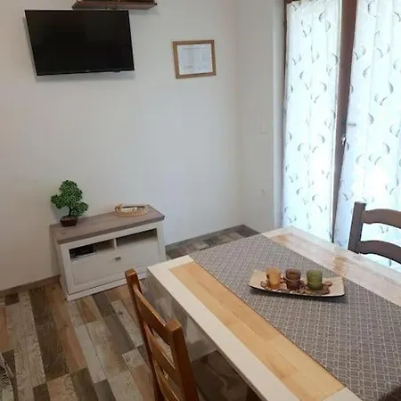 Arianna & Sandra Apartment