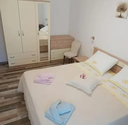 Arianna & Sandra Apartamento